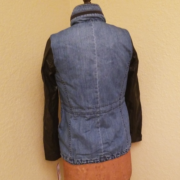 SOLD....NWT VINCE CAMUTO DENIM BLACK JACKET SIZE S - Picture 3 of 8